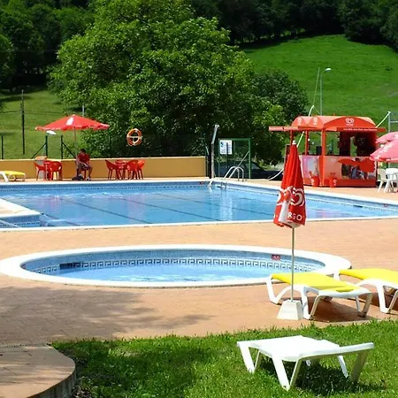 Holacamp Aran Aventura Camping *