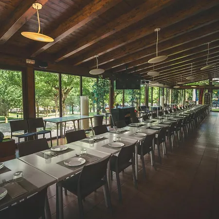 Campsite Holacamp Aran Aventura *